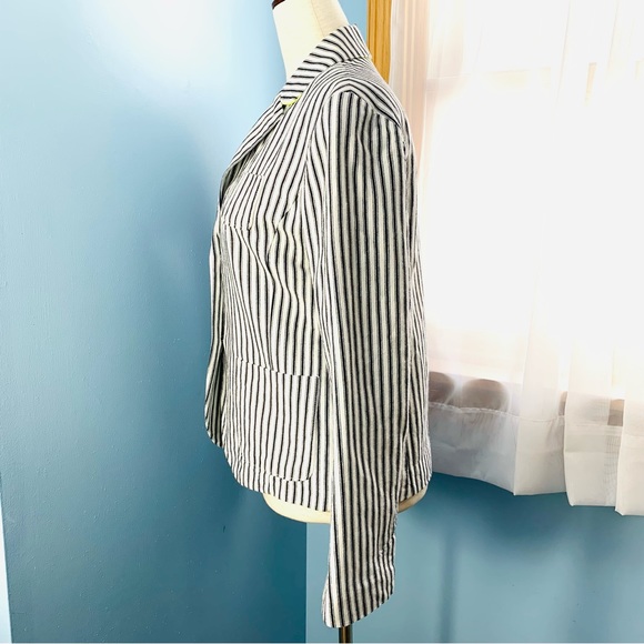 GAP Linen Blend Ticking Striped Blazer - Picture 4 of 12